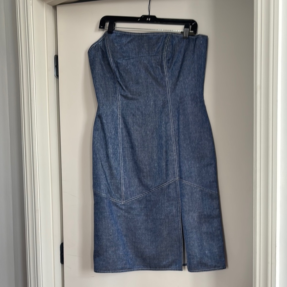 Blue Strapless Sheath Dress with Slit